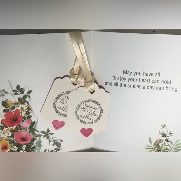 Birthday Greeting Card with envelope and two handcrafted gift tags - Picture 9 of 11